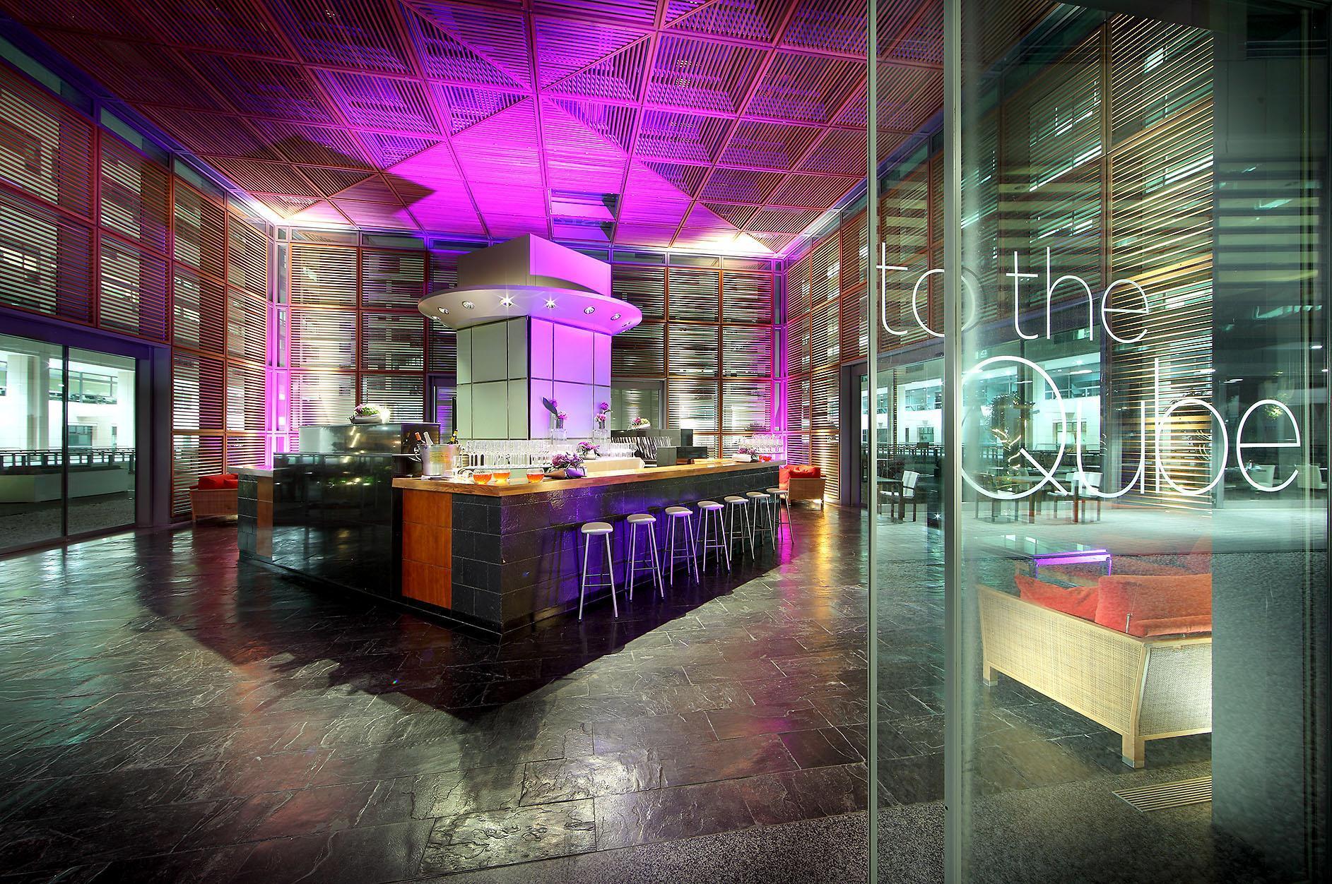 Eurostars Grand Marina Hotel Gl Barcelona Bagian luar foto The Cube