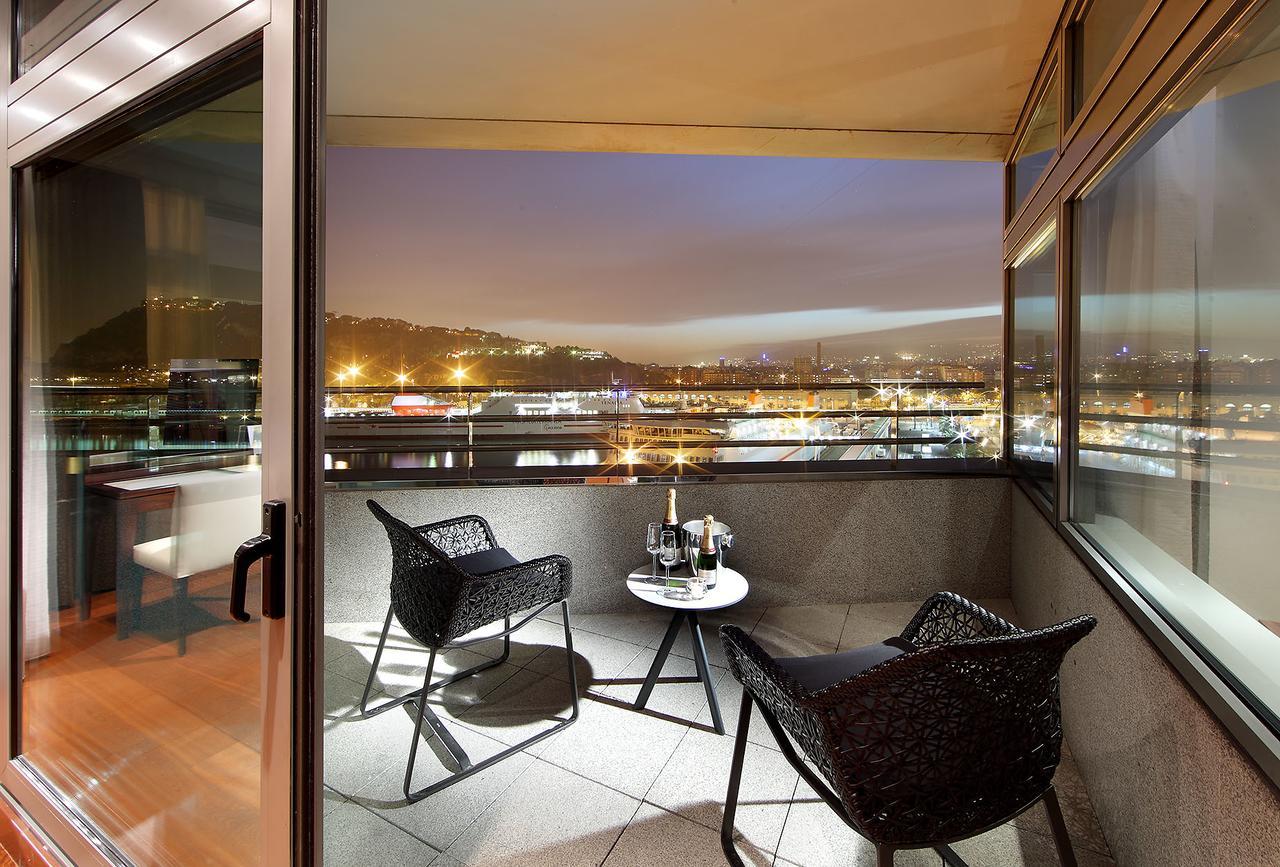 Eurostars Grand Marina Hotel Gl Barcelona Bagian luar foto The view from a balcony
